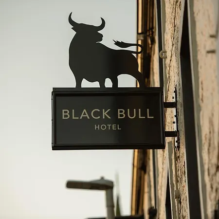 The Black Bull 3*
