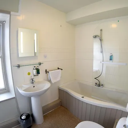 The Black Bull Hotel 3*